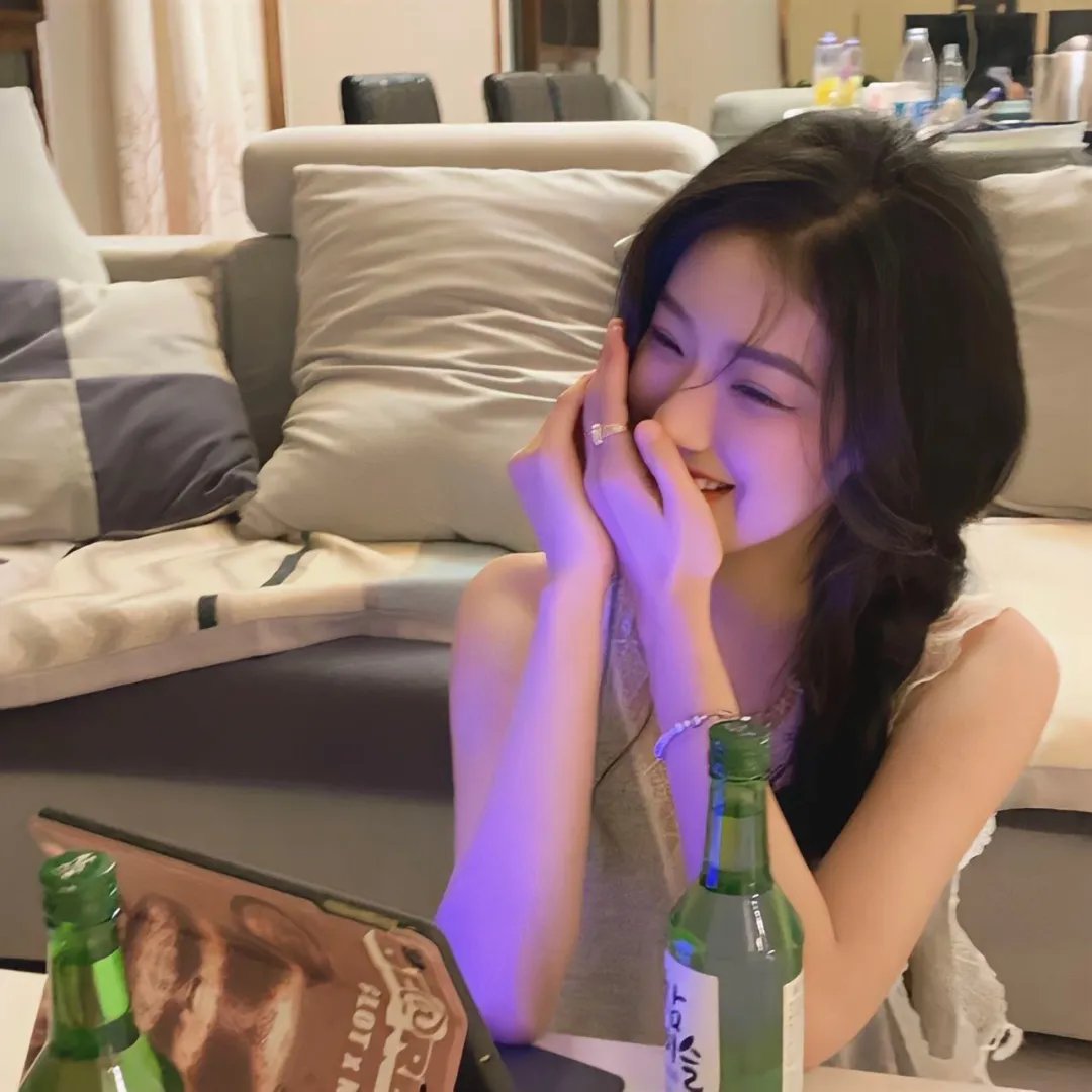 某僵尸少女的灾难 在线观看